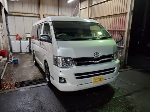 H25年式　レジアスエースV　4WD